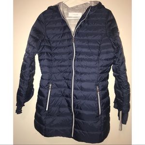 T Tahari | Navy Maya Tulip Sleeve Puffer Size M